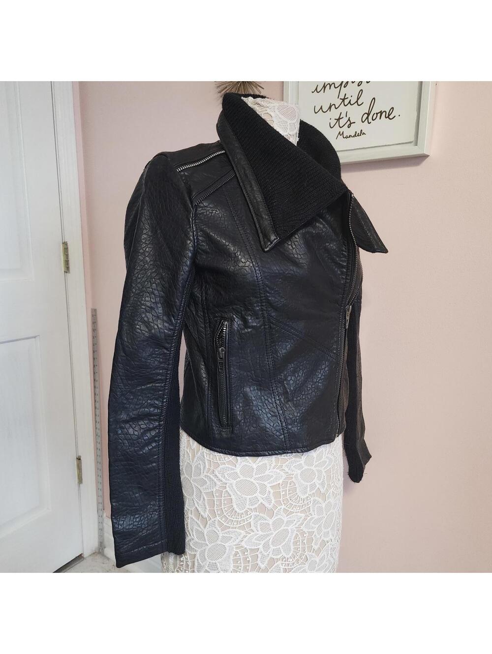 BLANKNYC Black Vegan Leather Moto Jacket Women’s S lknw